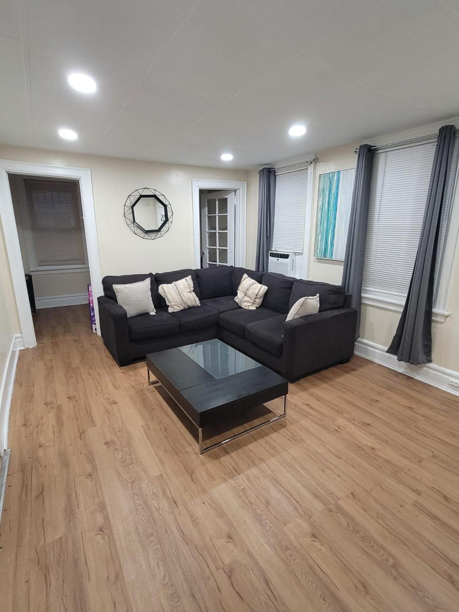 Z & Z Apartment 纽瓦克 外观 照片